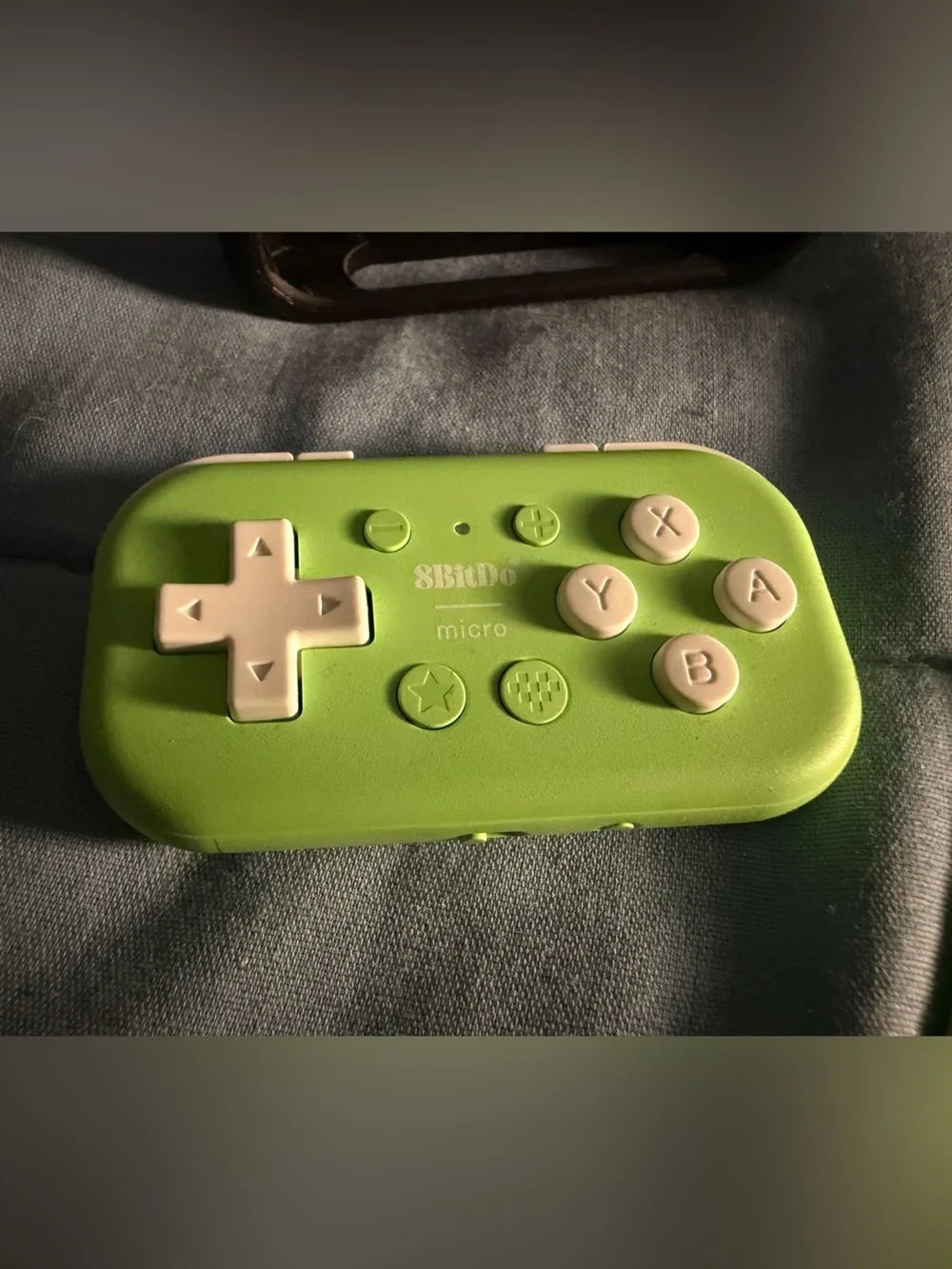 8bitdo Micro Mobile Gaming Bluetooth Controller with Adjustable Phone Grip